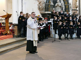 Diözesale Aussendung der Sternsinger im Hohen Dom zu Fulda (Foto:Karl-Franz Thiede)